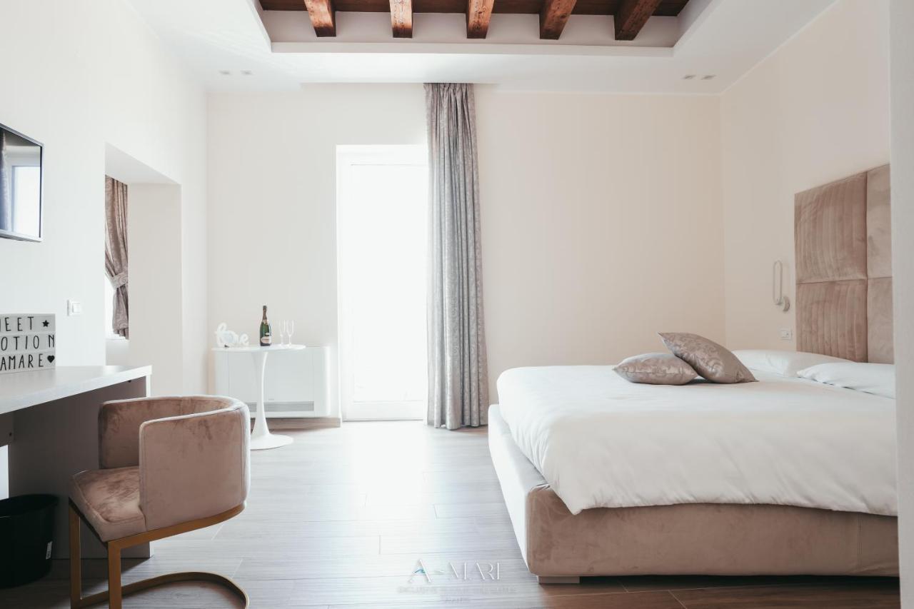 A-Mare Exclusive Rooms & Suites Tarento Exterior foto