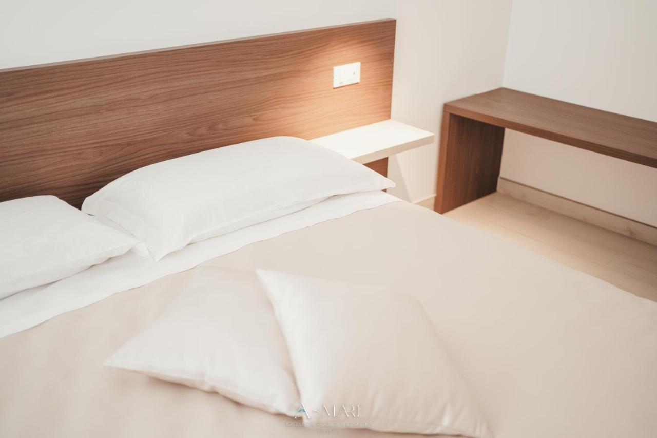 A-Mare Exclusive Rooms & Suites Tarento Exterior foto